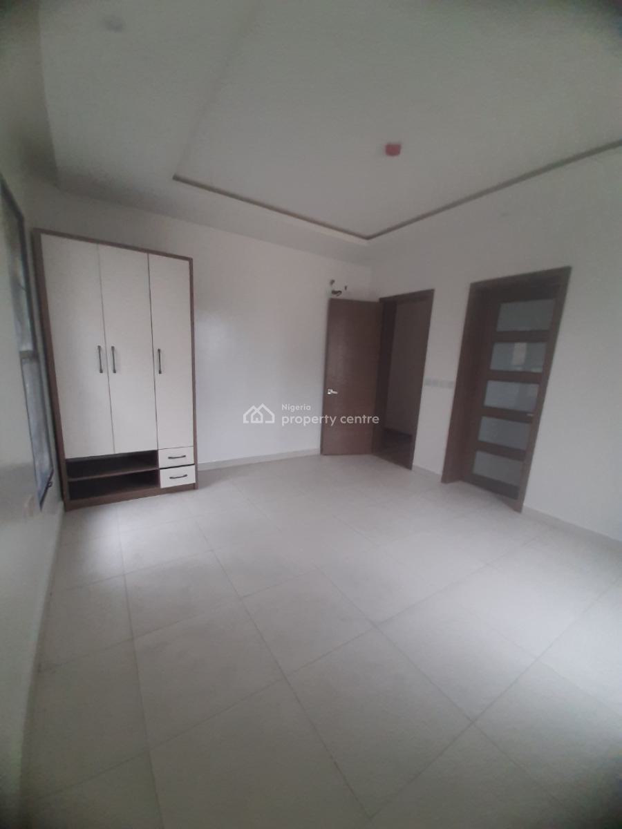 Newly Built and Serviced with 24/7 Power Supply 2 Bedroom En-suite Flat, Ikate, Lekki, Lagos, Flat / Apartment for Sale