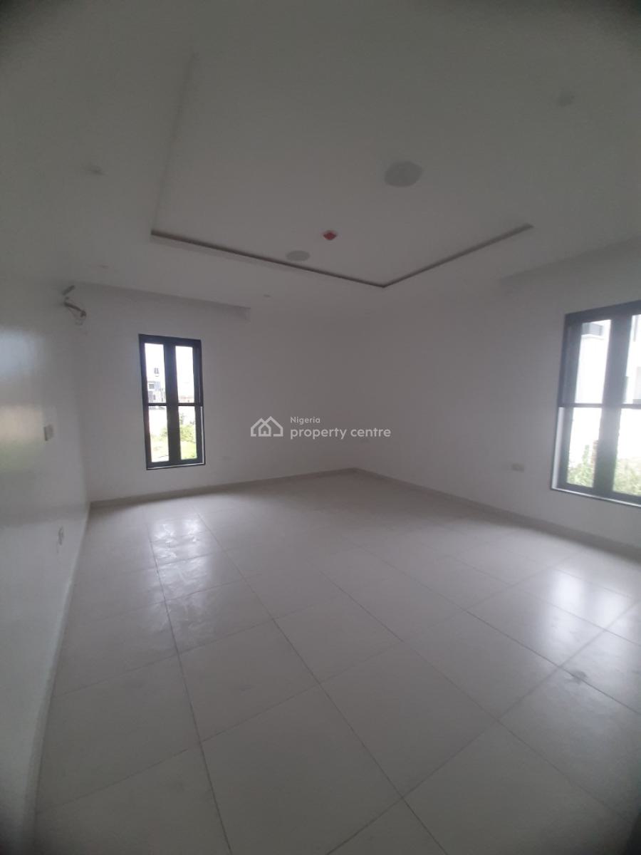 Newly Built and Serviced with 24/7 Power Supply 2 Bedroom En-suite Flat, Ikate, Lekki, Lagos, Flat / Apartment for Sale