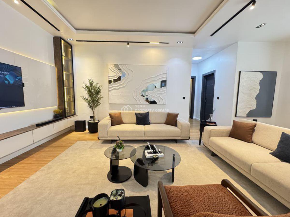 Newly Furnished Luxury 3 Bedrooms with Pool and Ps5, Lekki Phase 1, Lekki, Lagos, Flat / Apartment Short Let