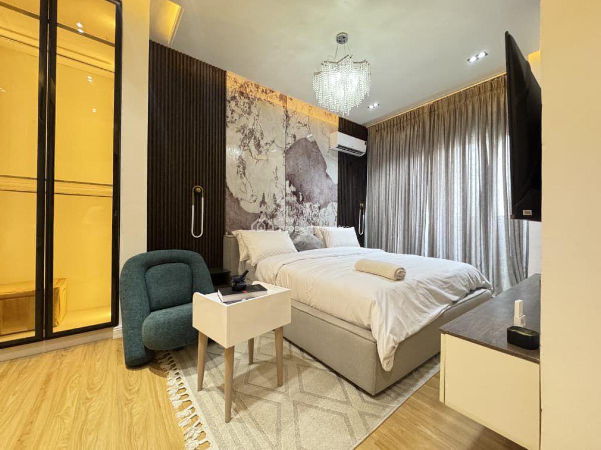 Newly Furnished Luxury 3 Bedrooms with Pool and Ps5, Lekki Phase 1, Lekki, Lagos, Flat / Apartment Short Let