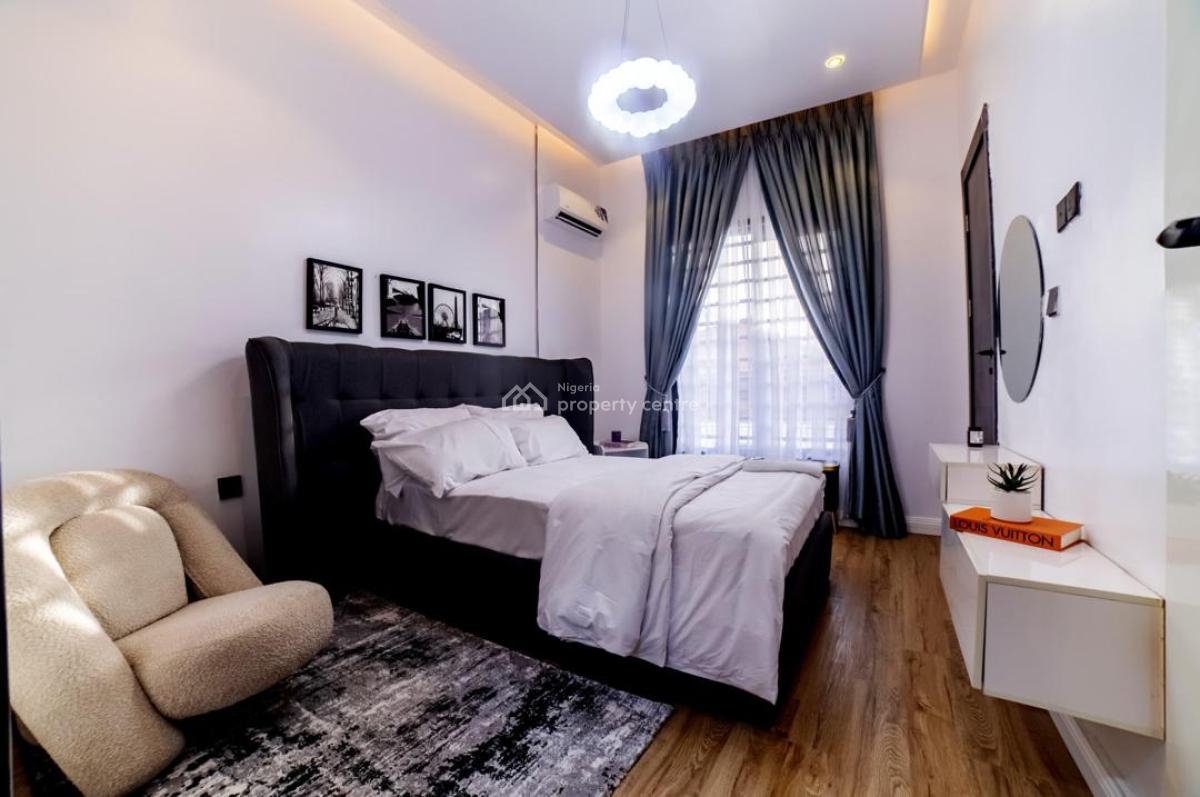 Newly Furnished Luxury 3 Bedrooms with Pool and Ps5, Lekki Phase 1, Lekki, Lagos, Flat / Apartment Short Let