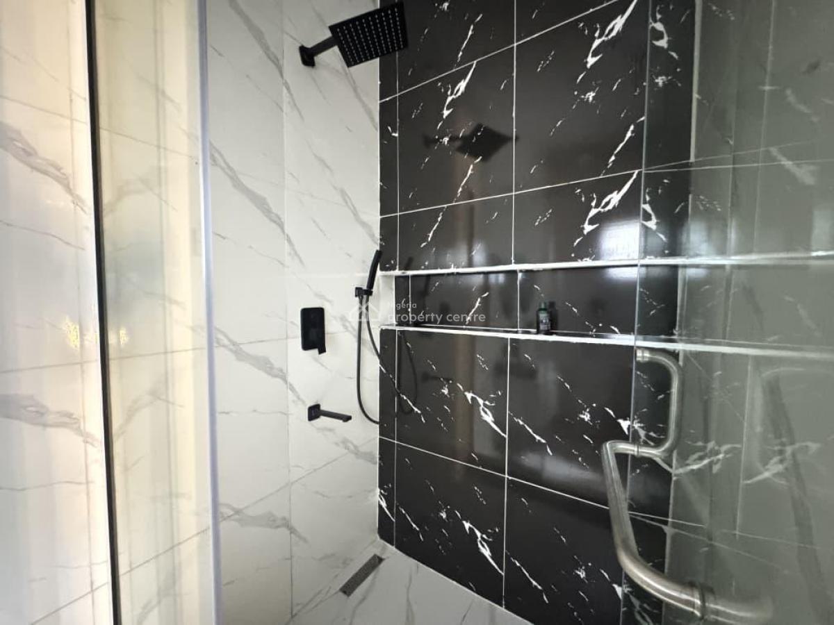 Newly Furnished Luxury 3 Bedrooms with Pool and Ps5, Lekki Phase 1, Lekki, Lagos, Flat / Apartment Short Let