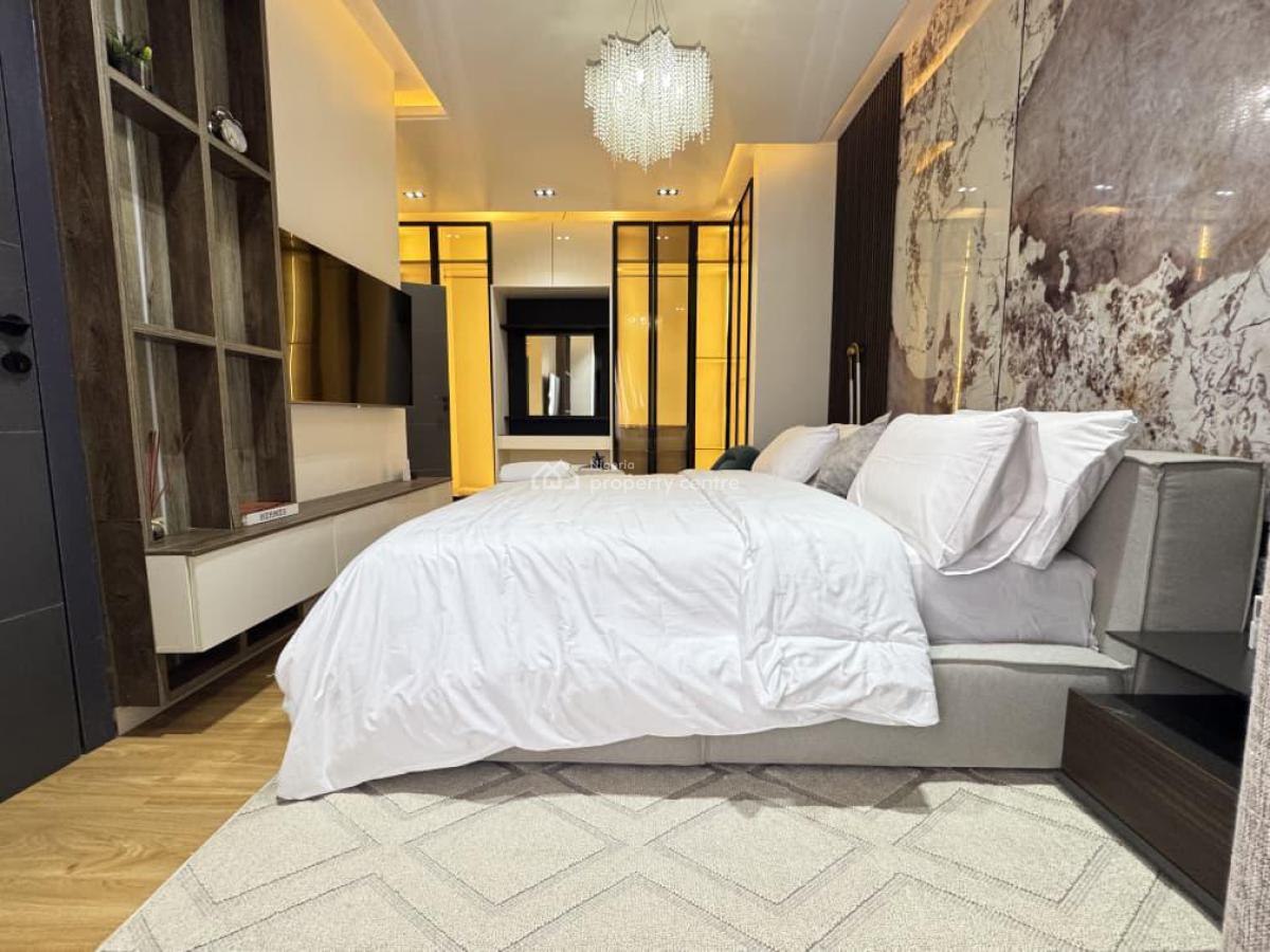 Newly Furnished Luxury 3 Bedrooms with Pool and Ps5, Lekki Phase 1, Lekki, Lagos, Flat / Apartment Short Let