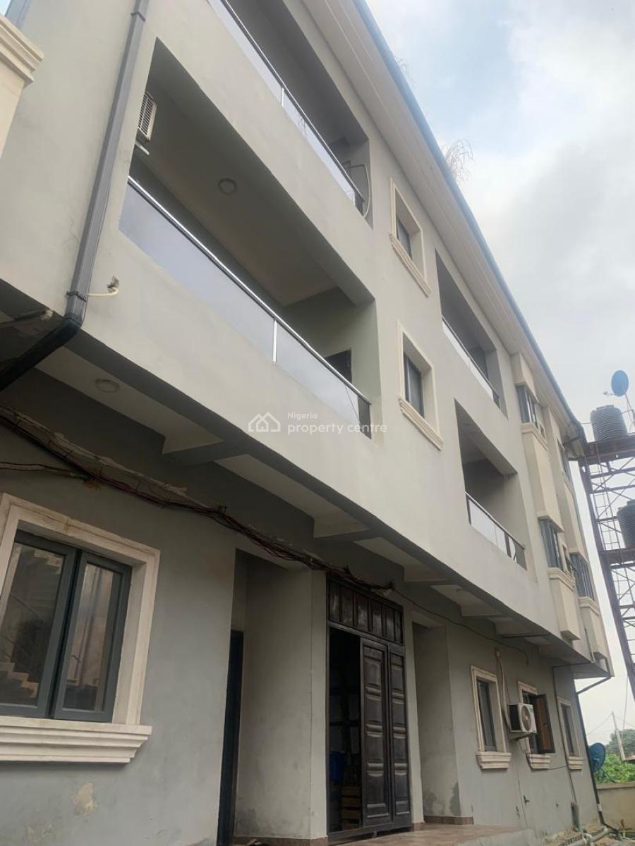 Relatively New and Spacious 3 Bedroom, Gbagada Phase 1, Gbagada, Lagos, Flat / Apartment for Rent