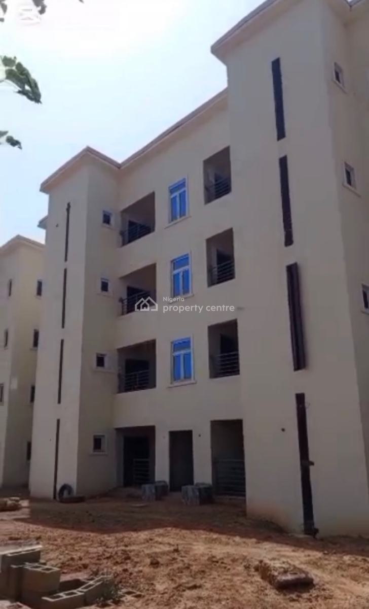 3 Bedroom En-suite Flat, Jahi, Abuja, Block of Flats for Sale