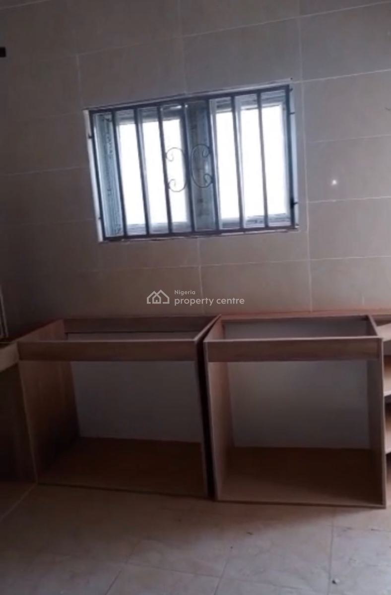 3 Bedroom En-suite Flat, Jahi, Abuja, Block of Flats for Sale