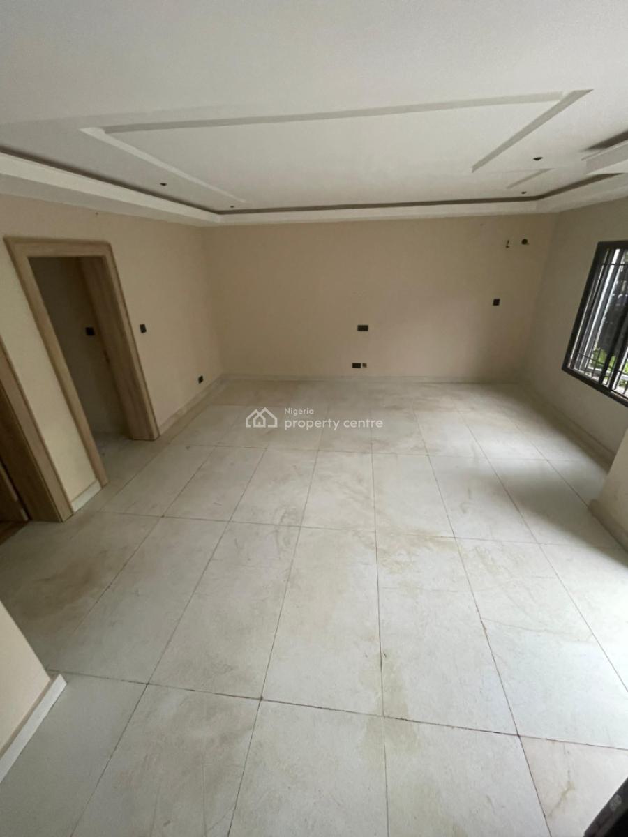 Distress 4 Bedroom Terrace Duplex in an Estate, Life Camp, Abuja, Terraced Duplex for Sale