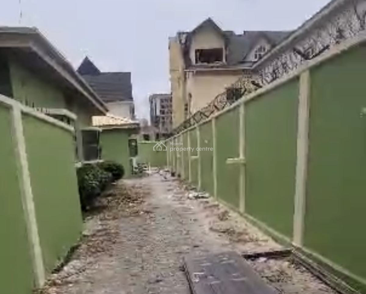 Self Compound Spacious 3 Bedrooms Bungalow, Oniru, Victoria Island (vi), Lagos, Semi-detached Bungalow for Rent