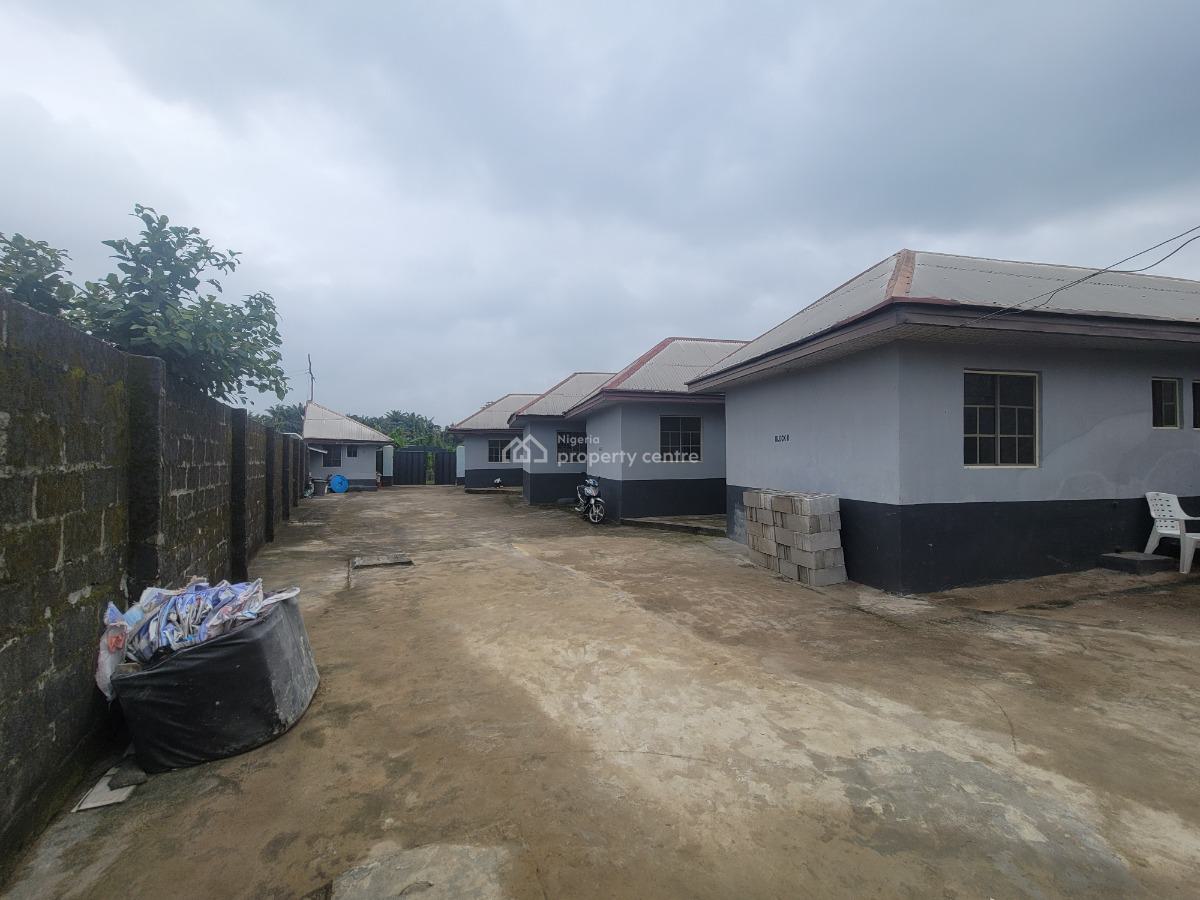 Flat; Ace Villa, Shemedeck Area, Igodan Lisa, Okitipupa, Ondo, Self Contain (single Rooms) for Rent