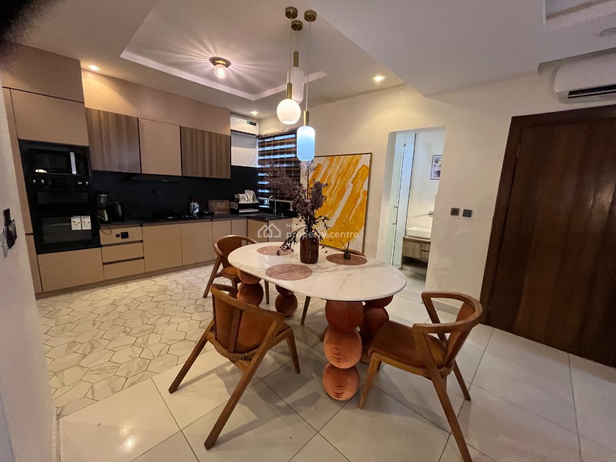 Spacious Fully Furnished 3 Bedrooms Apartment, Lekki Phase 1, Lekki, Lagos, Flat / Apartment for Rent
