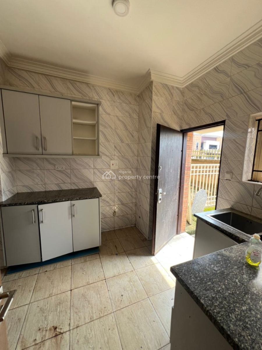 Very Massive and Spacious Three (3) Bedroom House with Bq, Aquamarine Estate, Apo, Abuja, Terraced Duplex for Rent