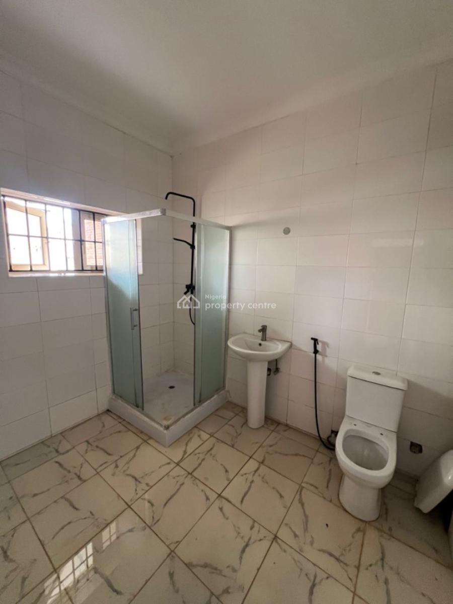 Very Massive and Spacious Three (3) Bedroom House with Bq, Aquamarine Estate, Apo, Abuja, Terraced Duplex for Rent