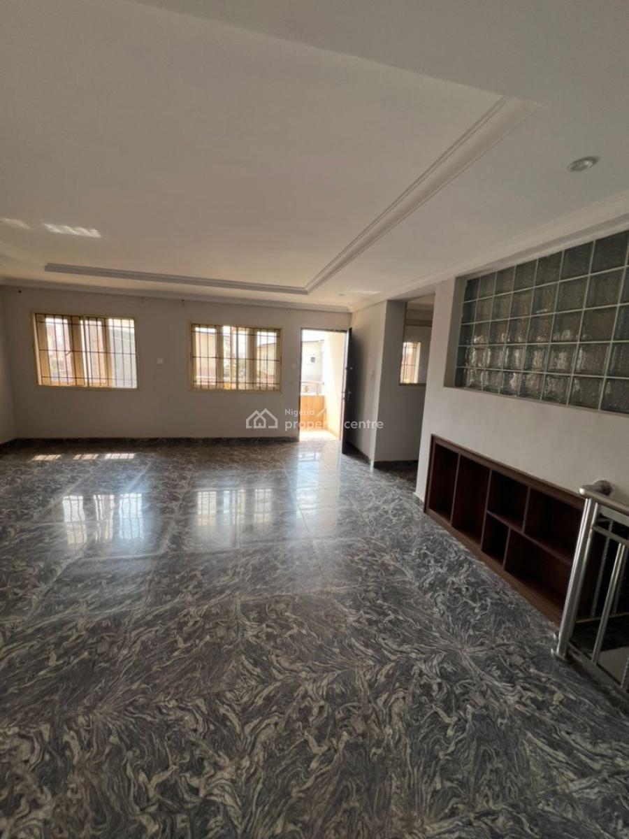 Very Massive and Spacious Three (3) Bedroom House with Bq, Aquamarine Estate, Apo, Abuja, Terraced Duplex for Rent