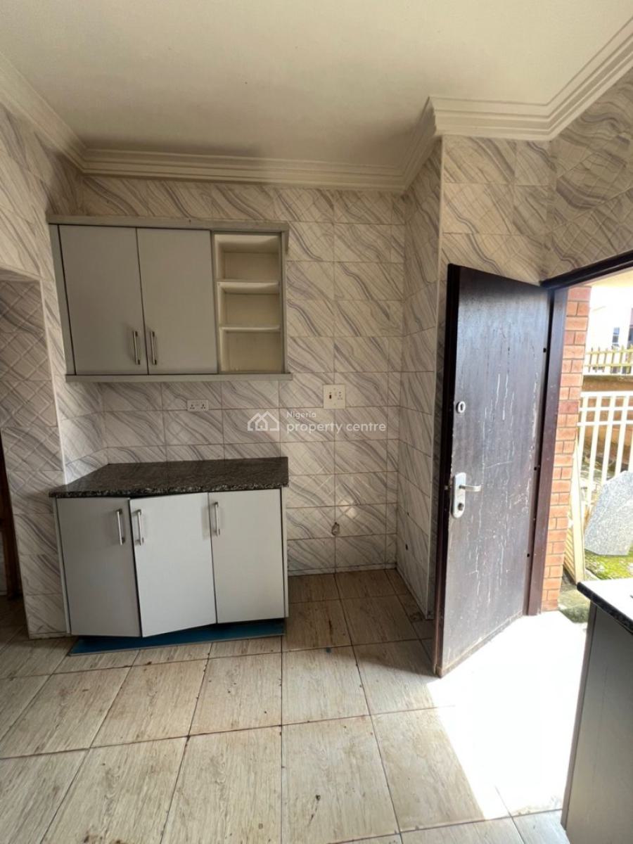 Very Massive and Spacious Three (3) Bedroom House with Bq, Aquamarine Estate, Apo, Abuja, Terraced Duplex for Rent