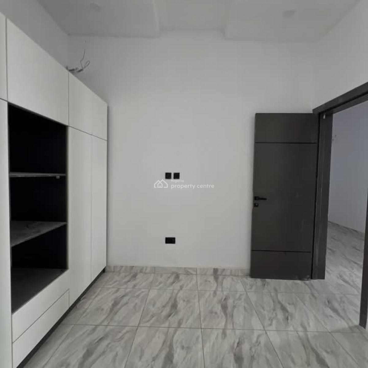 Nicely Finished 4-bedroom Terrace Duplex, Ikota, Lekki, Lagos, Terraced Duplex for Sale