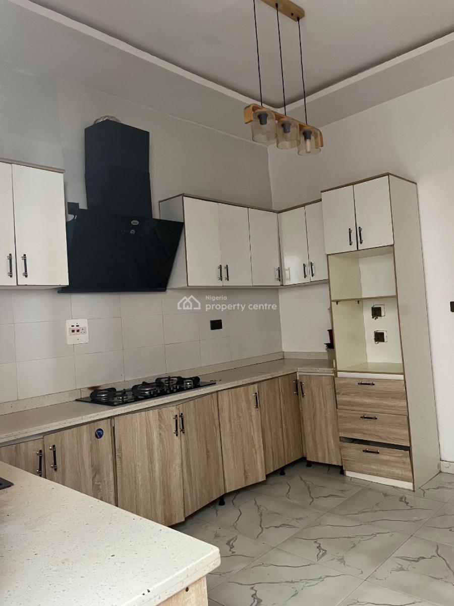 Mini Flat Available, Gra, Ikota, Lekki, Lagos, Flat / Apartment for Rent