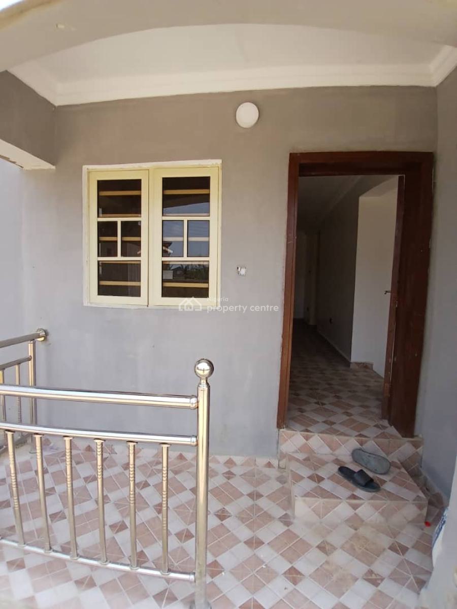 Luxury Newly Remodeled Exquisite 2 Bedrooms, Sangotedo, Ajah, Lagos, Flat / Apartment for Rent