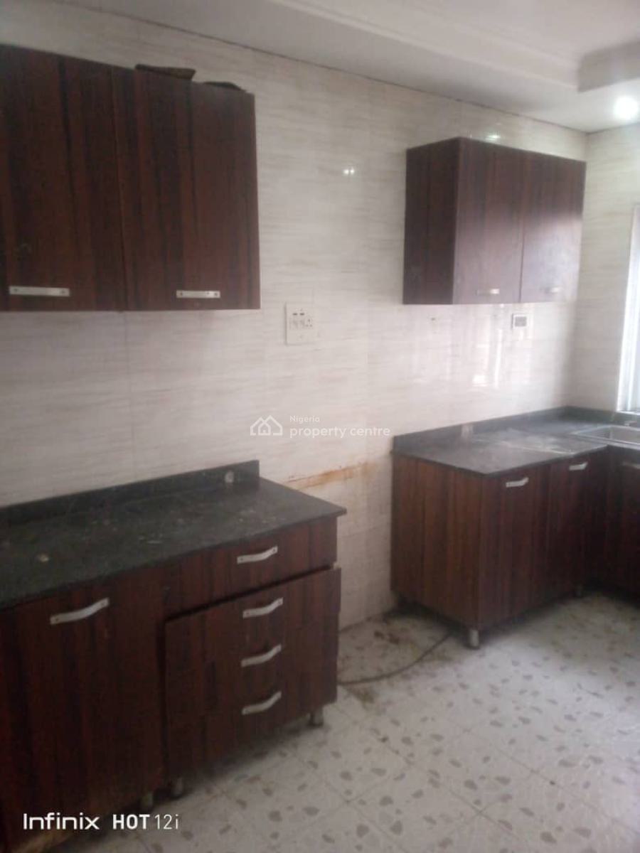 Standard 3 Bedroom Apartment, Unity and Palms Estate Badore Addo Road Ajah, Badore, Ajah, Lagos, Flat / Apartment for Rent