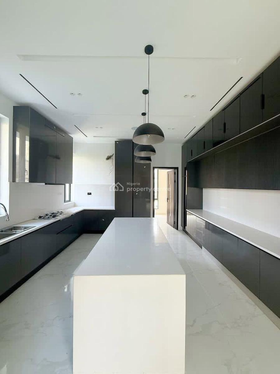 5 Bedrooms  5.5 Bathrooms Detached Home  Cinema  Swimming Pool, Pinnock Beach Estate, Osapa, Lekki, Lagos, Detached Duplex for Sale