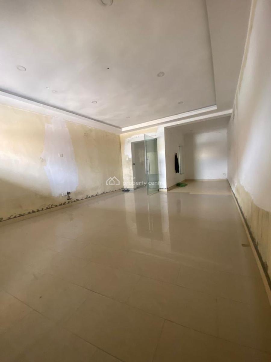 Spacious Commercial Shop Space, Lekki Phase 1, Lekki, Lagos, Shop for Rent