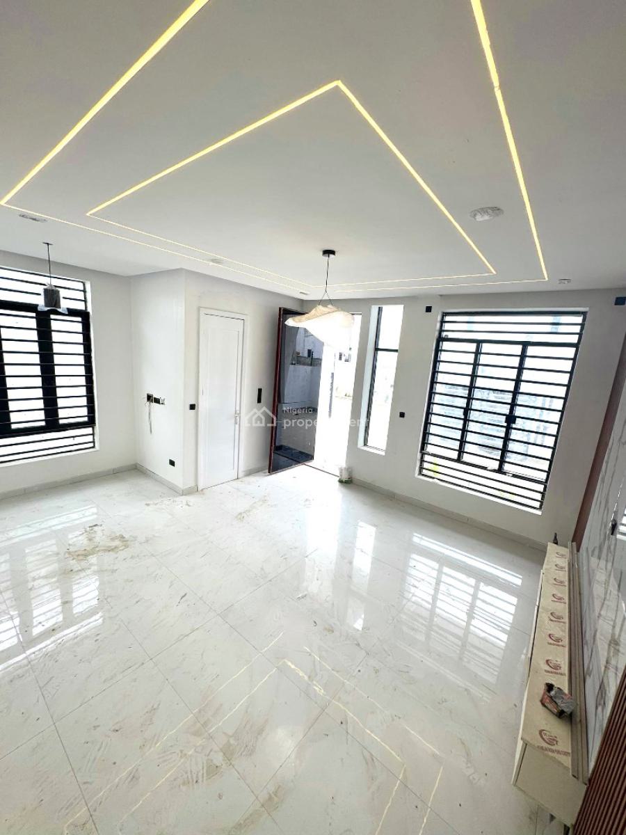 Massive 4 Bedroom  Semi Detached Duplex, Orchid Road, Lekki Expressway, Lekki, Lagos, Semi-detached Duplex for Sale