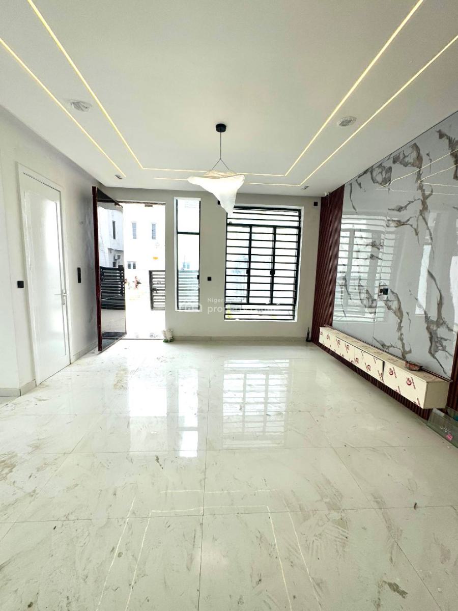 Massive 4 Bedroom  Semi Detached Duplex, Orchid Road, Lekki Expressway, Lekki, Lagos, Semi-detached Duplex for Sale