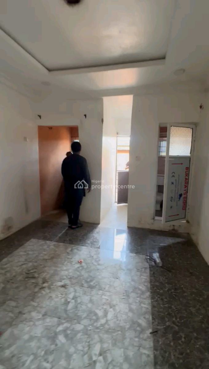 a Relatively New and Standard Roomself Con, Upstairs with Pop, Off Pedro Road, Shomolu, Lagos, Self Contain (single Rooms) for Rent