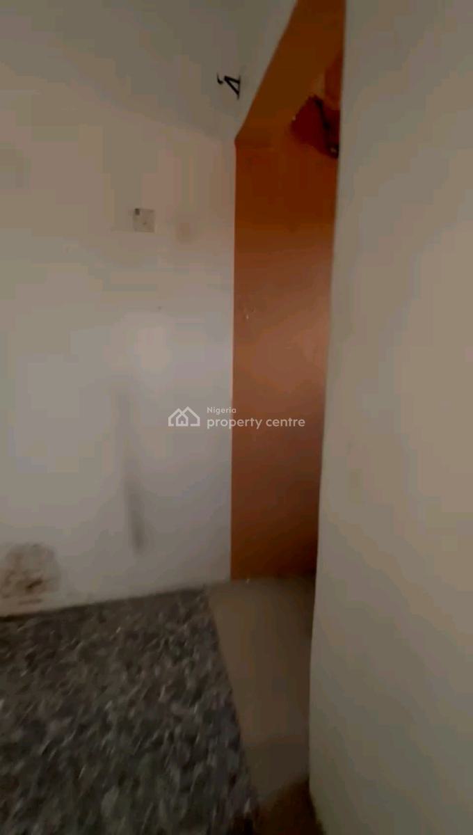 a Relatively New and Standard Roomself Con, Upstairs with Pop, Off Pedro Road, Shomolu, Lagos, Self Contain (single Rooms) for Rent