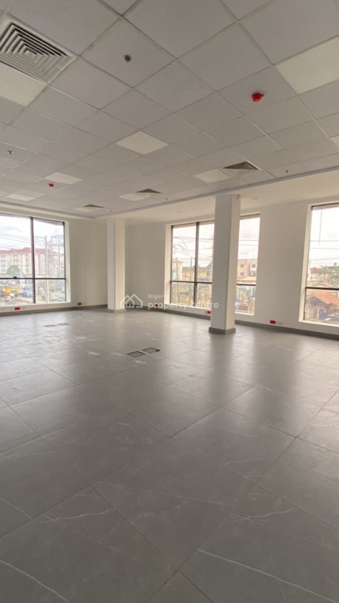 Luxury 160 Sqm Space, Admiralty Way, Lekki Phase 1, Lekki, Lagos, Office Space for Rent