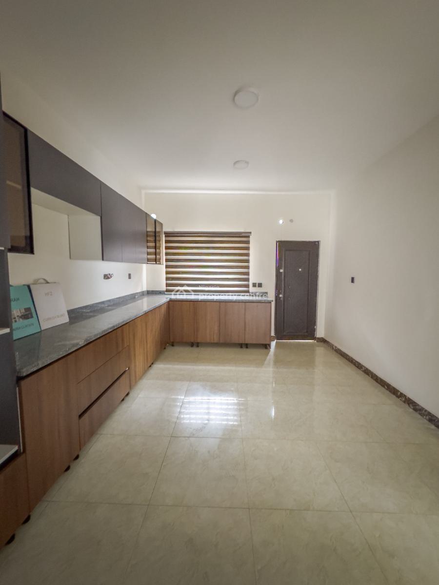5 Bedroom Semi Detached Duplex with a Bq, Mabushi, Abuja, Semi-detached Duplex for Sale
