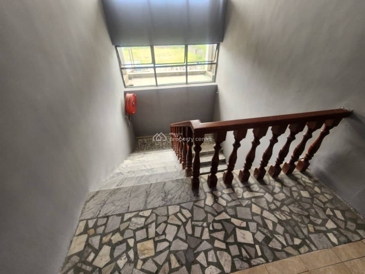 Spacious 3 Bedroom Apartment with Lots More..., Victoria Island (vi), Lagos, Flat / Apartment for Rent