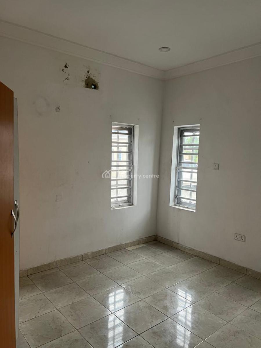 Massive 2 Bedroom Flat, Abijo Gra Second Gate, Sangotedo, Ajah, Lagos, Flat / Apartment for Rent