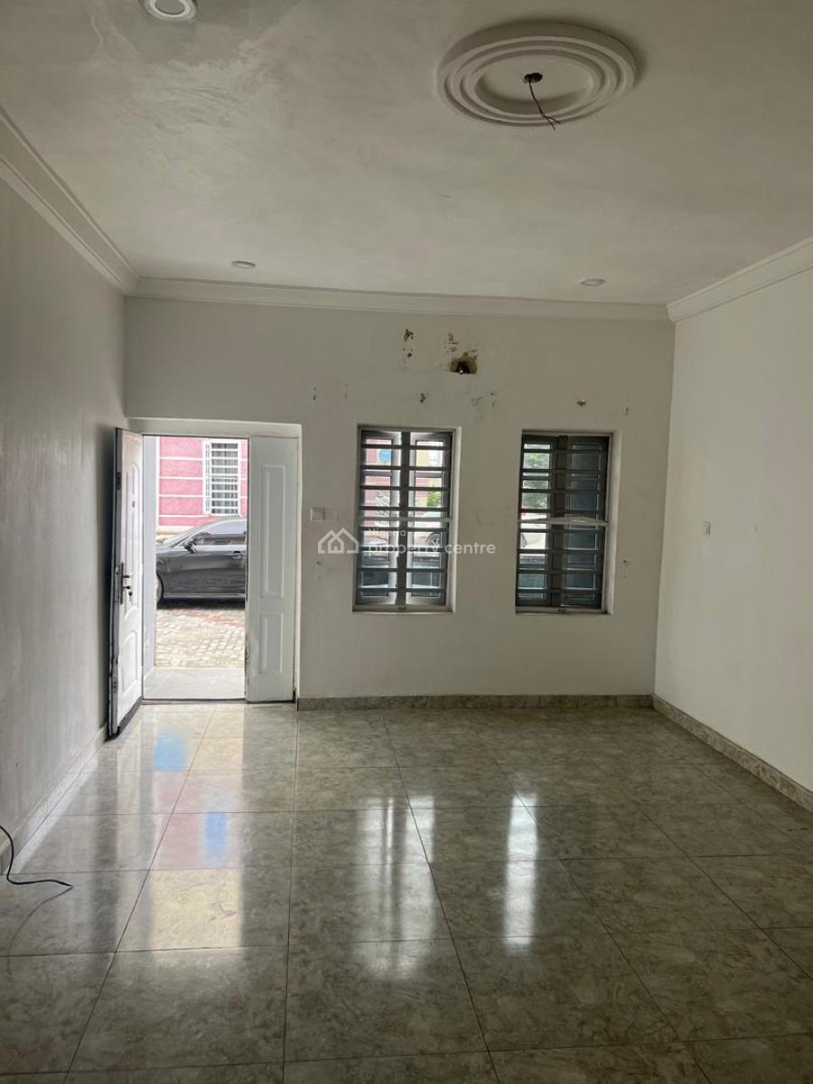 Massive 2 Bedroom Flat, Abijo Gra Second Gate, Sangotedo, Ajah, Lagos, Flat / Apartment for Rent