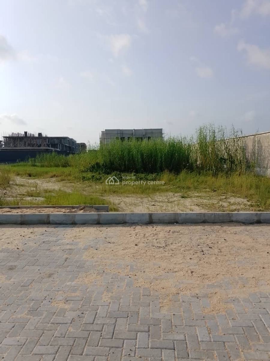 a Prime Land Measuring 1025m² Located, Lekki Foreshore, Lekki Phase 1, Lekki, Lagos, Mixed-use Land for Sale