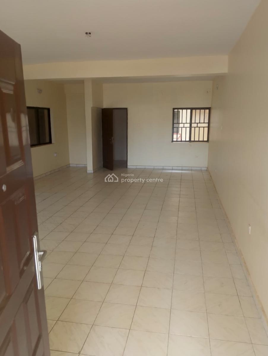 2 Bedroom Flat in a Block of Flat, Wuye, Abuja, Flat / Apartment for Rent