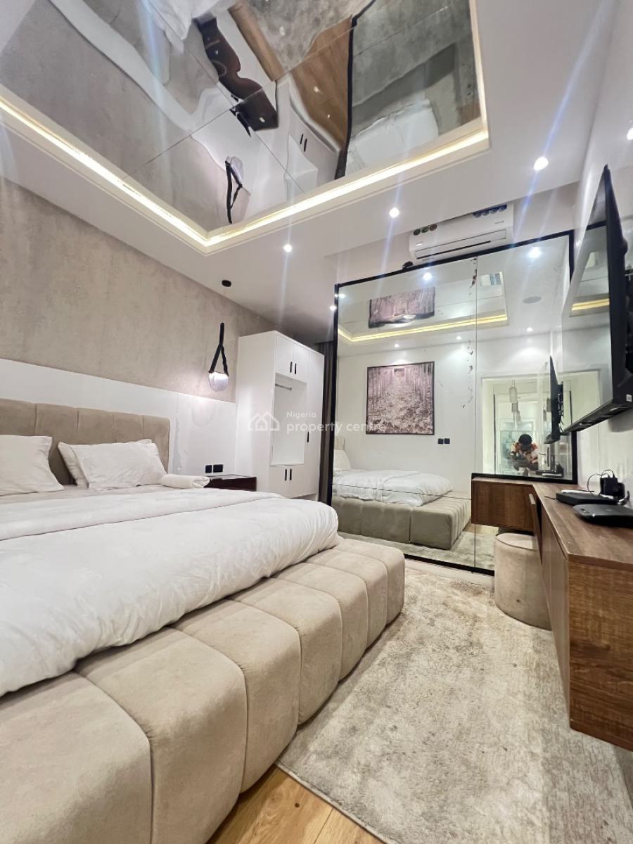 Furnished 2 Bedrooms Maisonette, Lekki Phase 1, Lekki, Lagos, Flat / Apartment for Sale