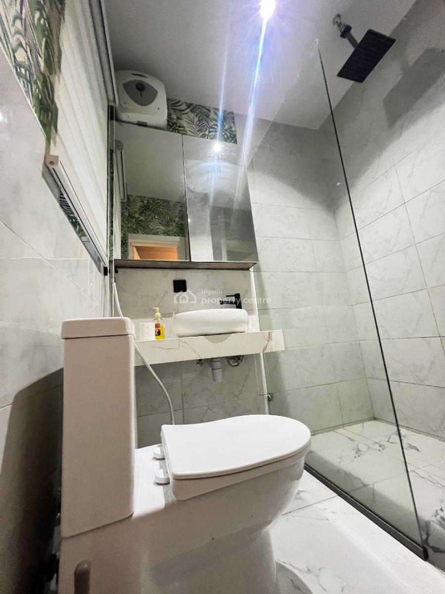 Furnished 2 Bedrooms Maisonette, Lekki Phase 1, Lekki, Lagos, Flat / Apartment for Sale