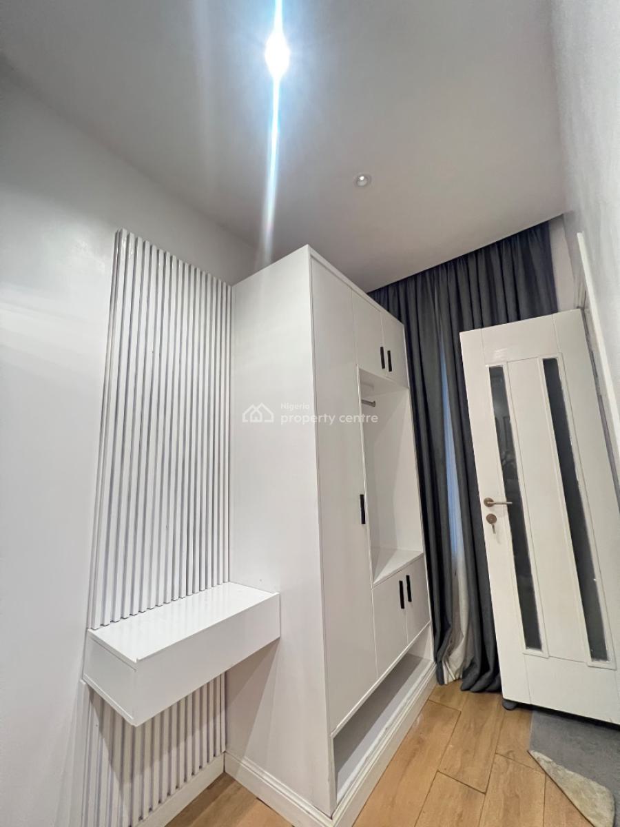 Furnished 2 Bedrooms Maisonette, Lekki Phase 1, Lekki, Lagos, Flat / Apartment for Sale