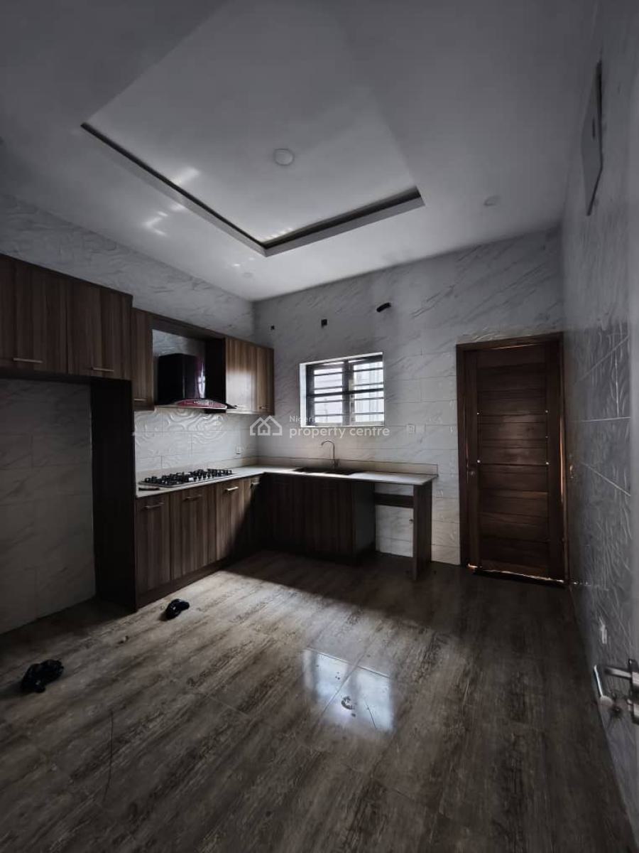 4 Bedrooms Semi Detached Duplex with Bq, Agungi, Lekki, Lagos, Semi-detached Duplex for Rent