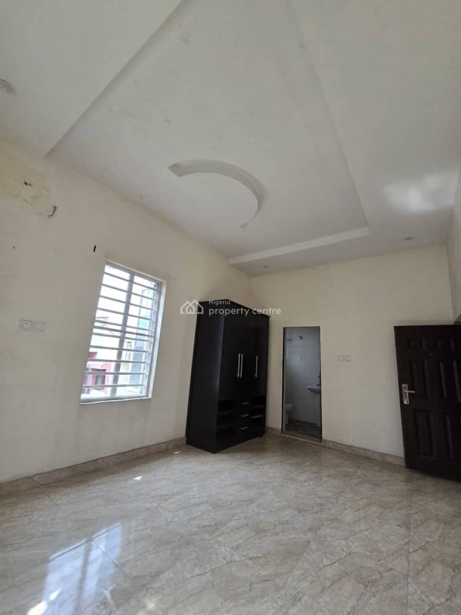 2 Bedroom Duplex, Omole Phase 2, Ikeja, Lagos, Detached Duplex for Rent