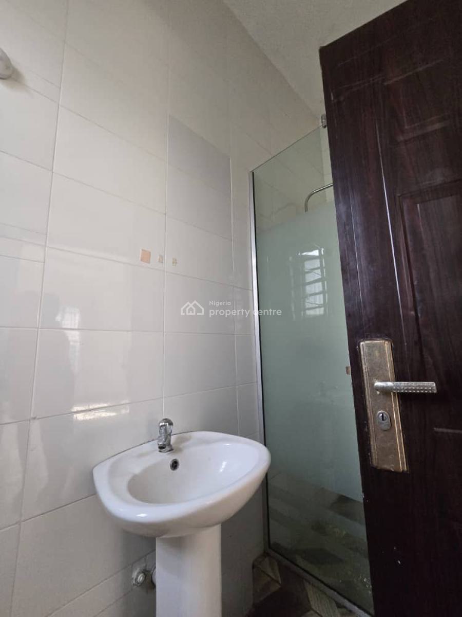2 Bedroom Duplex, Omole Phase 2, Ikeja, Lagos, Detached Duplex for Rent