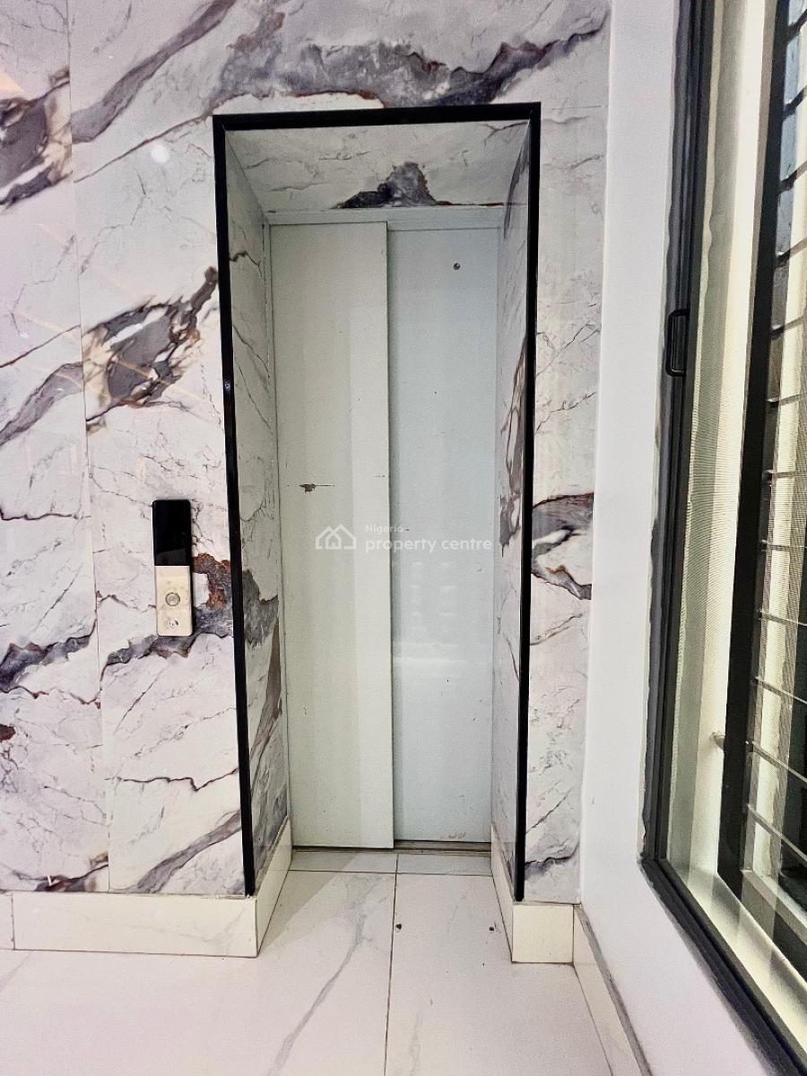 Luxury 5 Bedroom Fully Detached House + 2 Bq, Lekki Phase 1, Lekki, Lagos, Detached Duplex for Sale