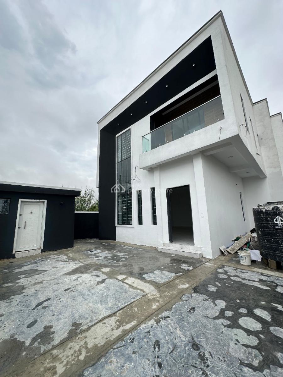 Contemporary Spacious 5 Bedroom Fully Detached Duplex with Bq, Vgc, Lekki, Lagos, Detached Duplex for Sale
