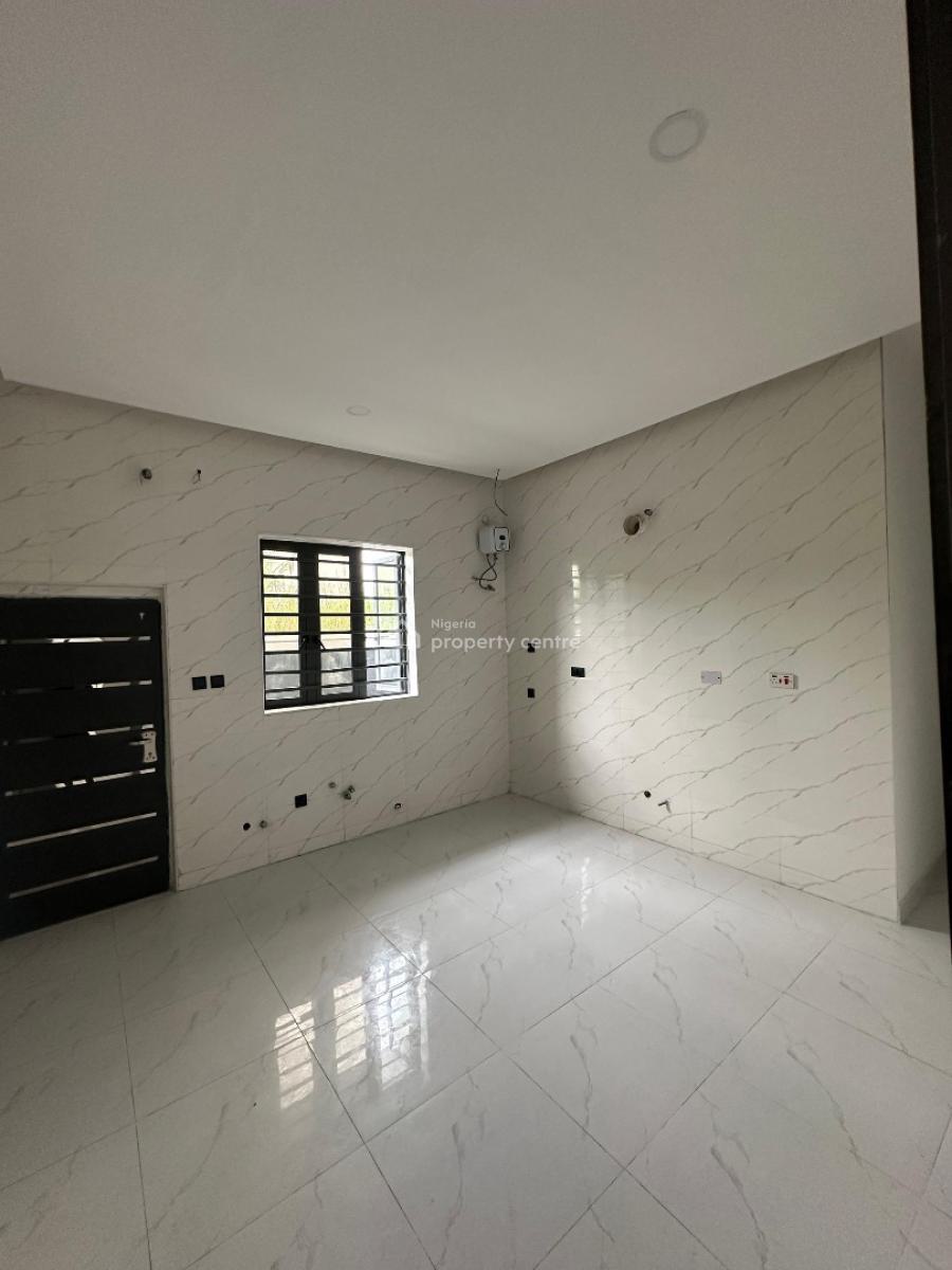 Contemporary Spacious 5 Bedroom Fully Detached Duplex with Bq, Vgc, Lekki, Lagos, Detached Duplex for Sale