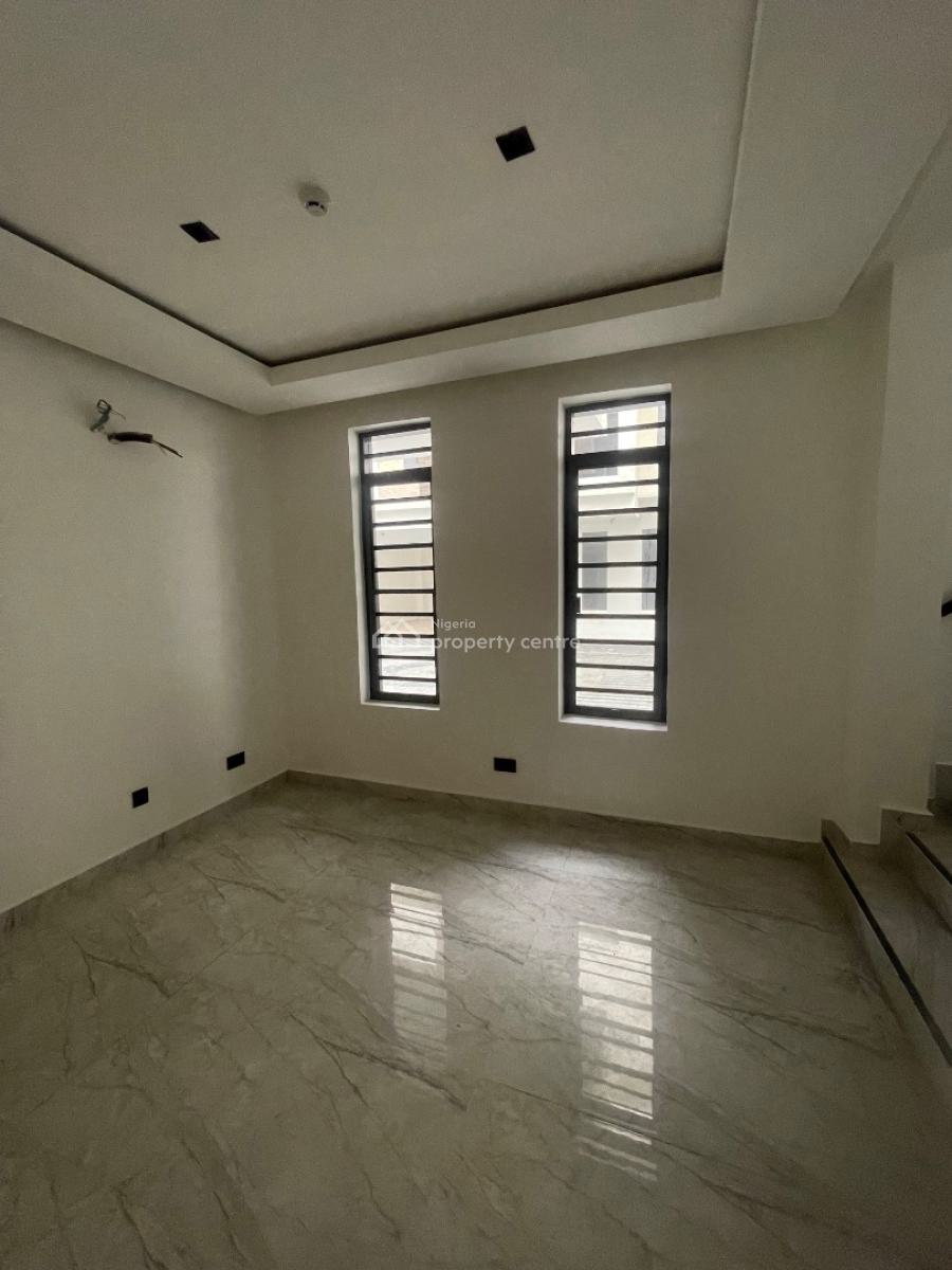 4 Units of Terraces -  Functional and Serviced 4 Bedrooms with a Room, Lekki Right, Lekki Phase 1, Lekki, Lagos, Terraced Duplex for Sale