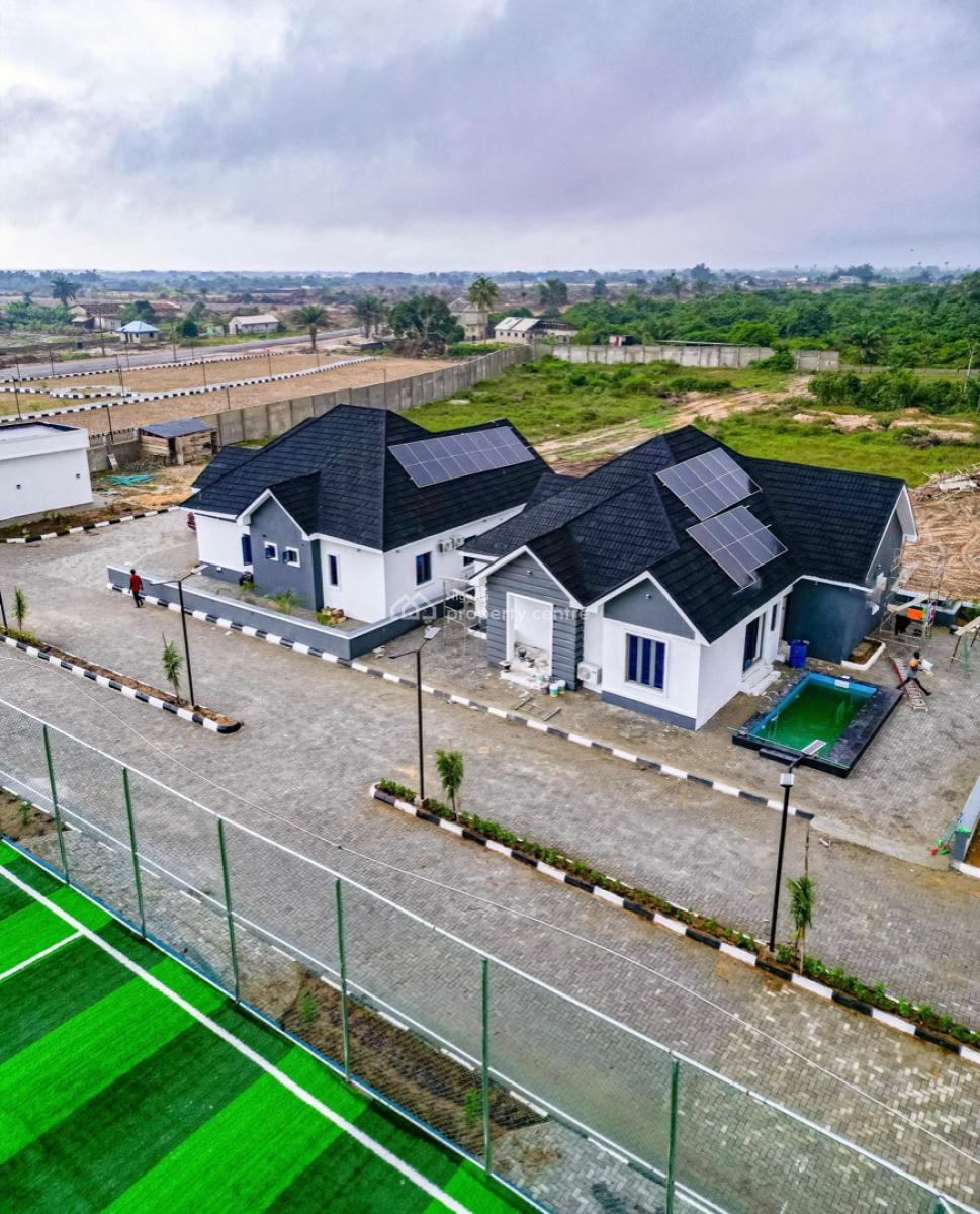 Beautiful and Luxurious 3-bedroom + Pool, Eleranigbe, Ibeju Lekki, Lagos, Detached Bungalow for Sale