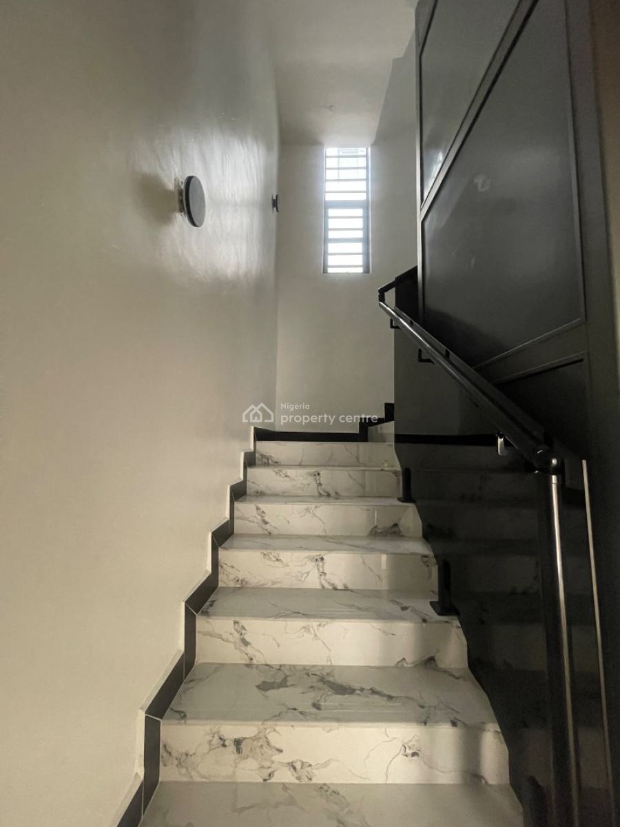 Penthouse- 4 Bedroom with Bq and Study, Dedicated and Biometric Mall, Lekki Phase 1, Lekki, Lagos, Terraced Duplex for Sale