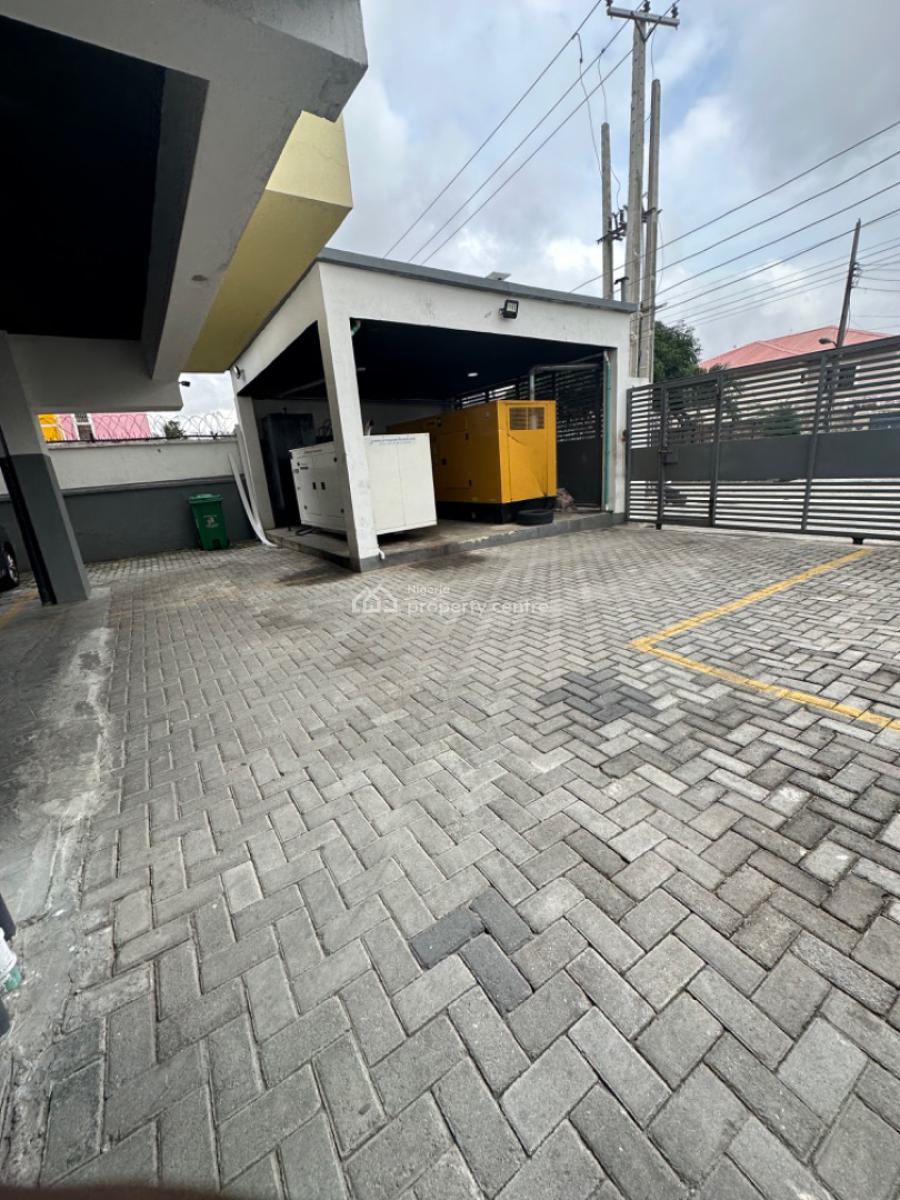 2 Bedroom Flat with Bq, Off Admiralty Way, Lekki Phase 1, Lekki, Lagos, Flat / Apartment for Sale