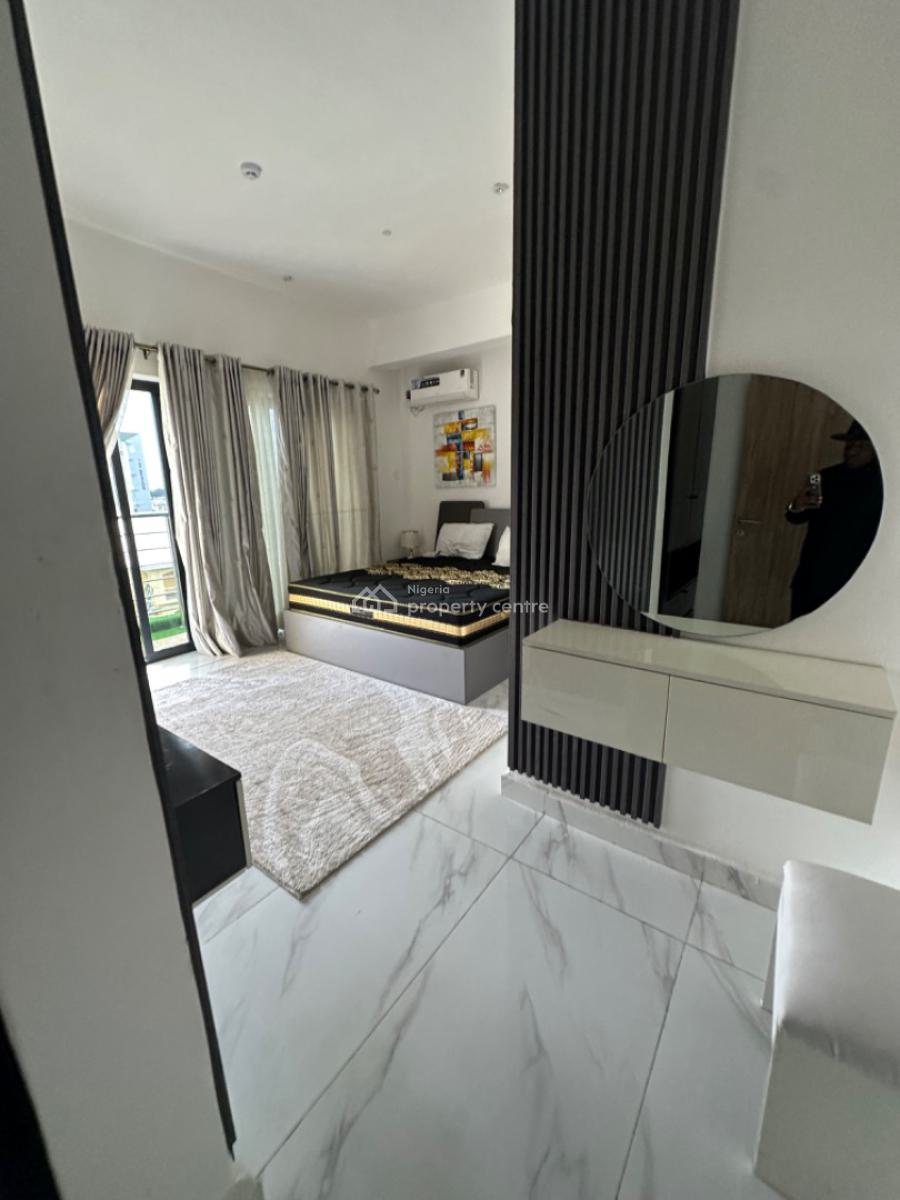 2 Bedroom Flat with Bq, Off Admiralty Way, Lekki Phase 1, Lekki, Lagos, Flat / Apartment for Sale