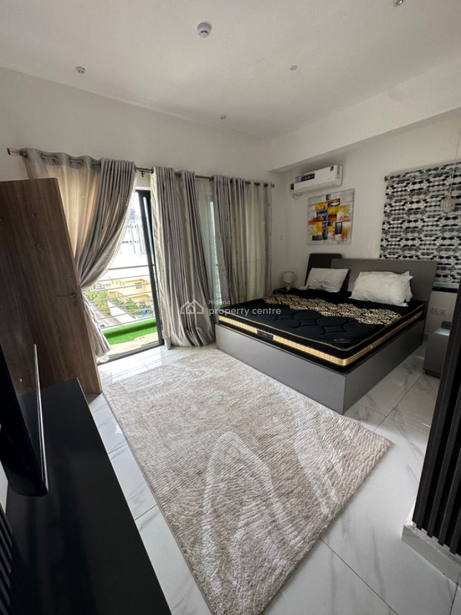 2 Bedroom Flat with Bq, Off Admiralty Way, Lekki Phase 1, Lekki, Lagos, Flat / Apartment for Sale